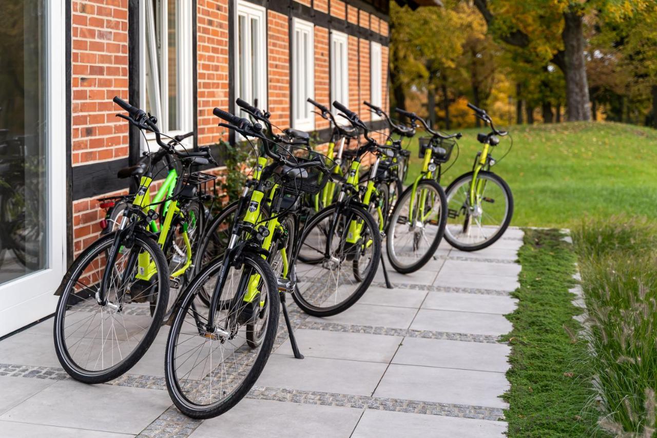 Park Am See X Nattika Ayurveda, Hotel Health Spirit Penzlin 외부 사진